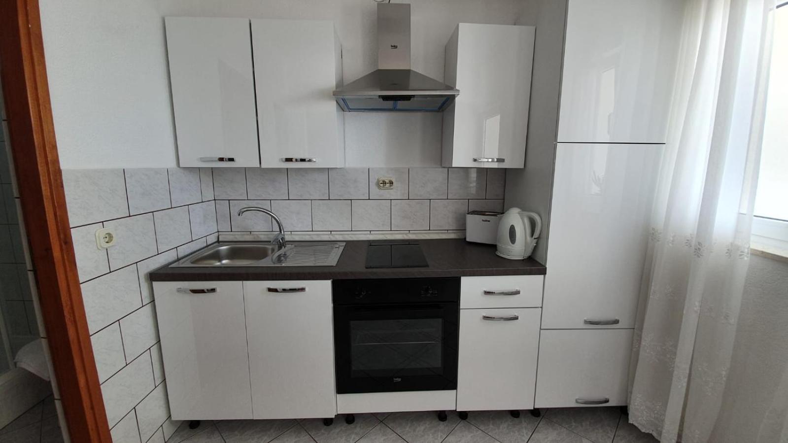 Apartment Franic Sućuraj Cameră foto